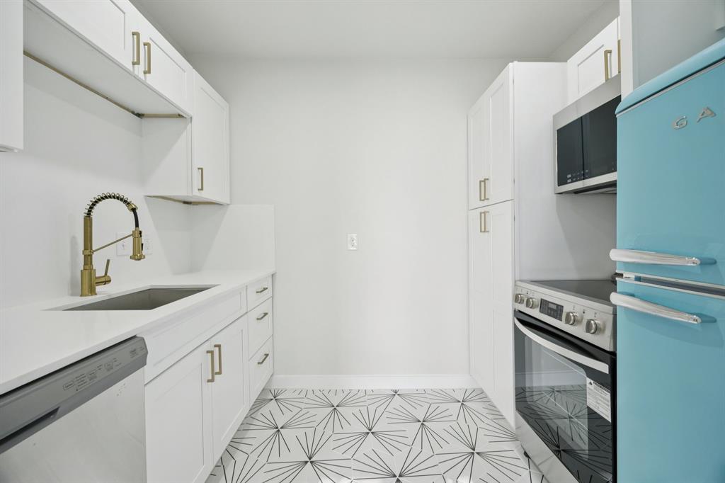 City Bl 987 - Residential Lease