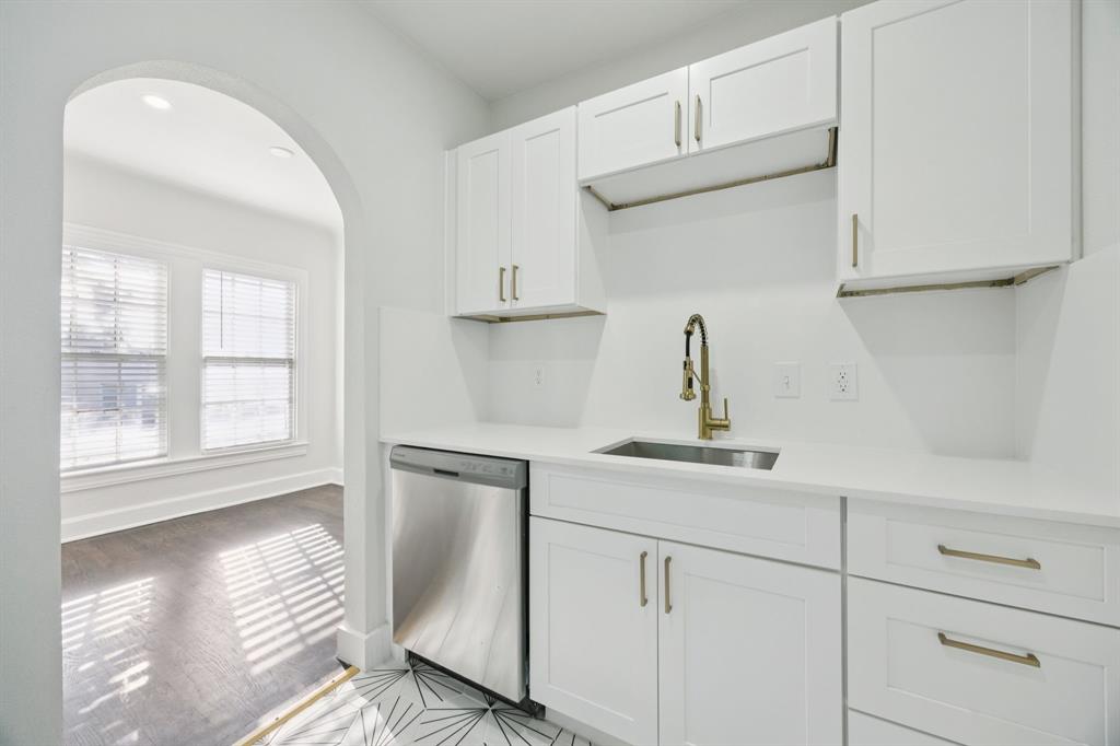 City Bl 987 - Residential Lease