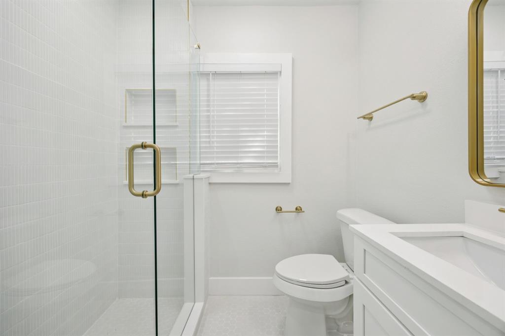 City Bl 987 - Residential Lease