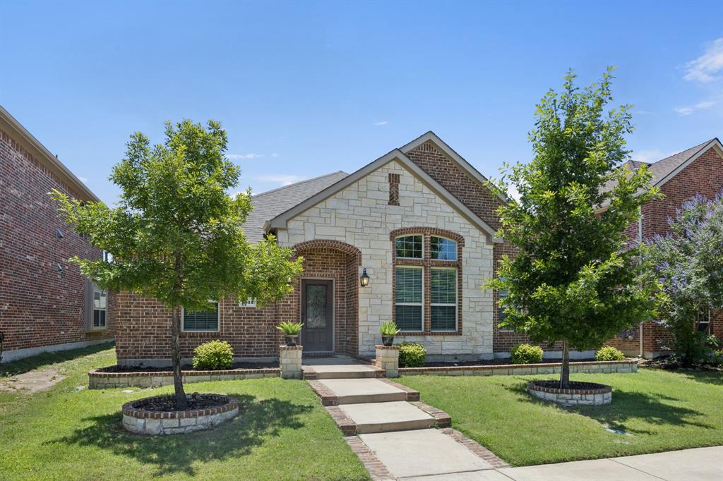 1812 Drake Drive