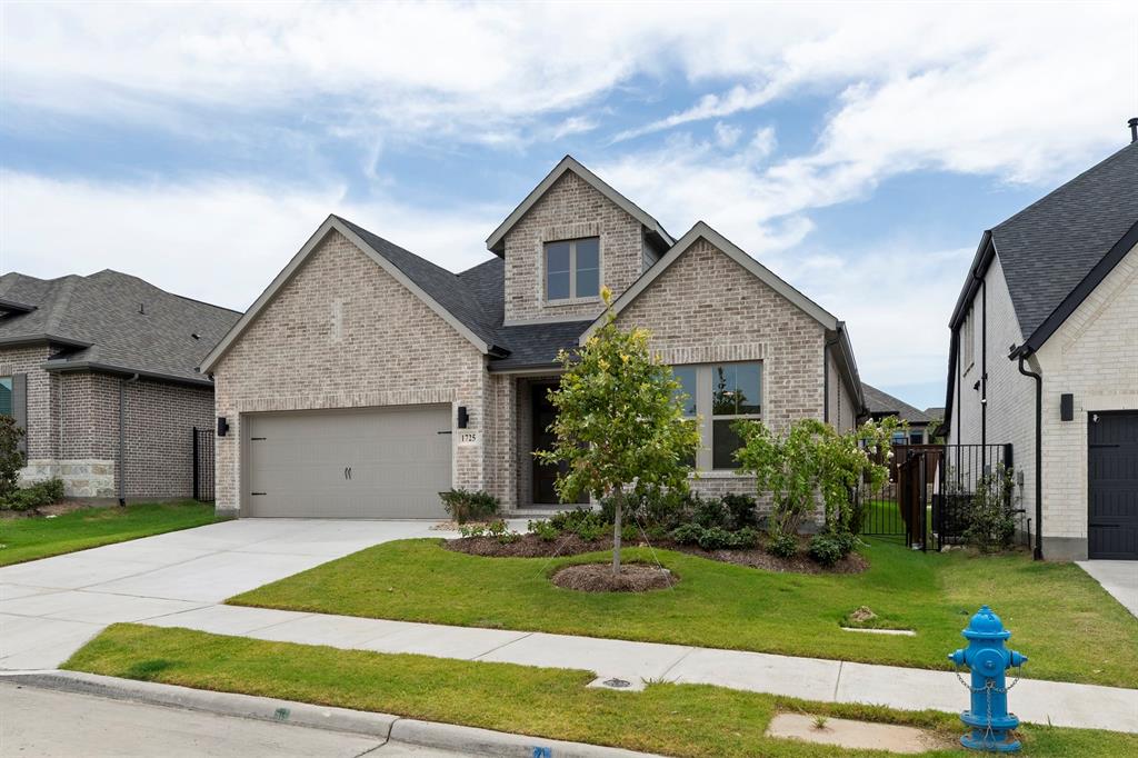 1725 Hillside Stroll Drive