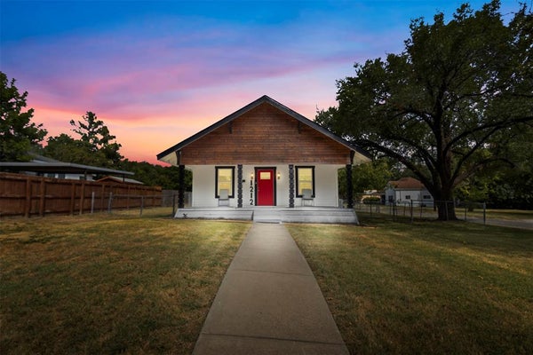 1212 EARL ST, COMMERCE, TX 75428 - Image a0dbabf922b5d215c499bb2b96c8c1ee/804917588