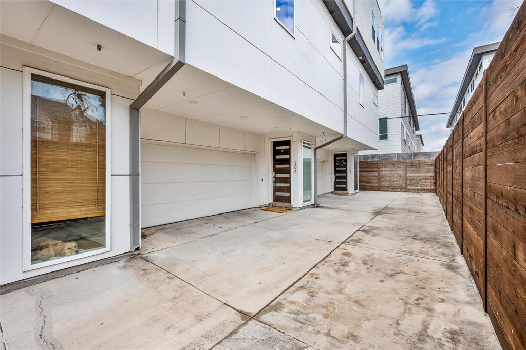 5711 Bryan Condos - Residential