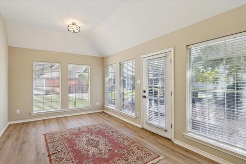 Tiny photo for 5800 Hunter Trail, Colleyville, TX 76034 (MLS # 21097356)