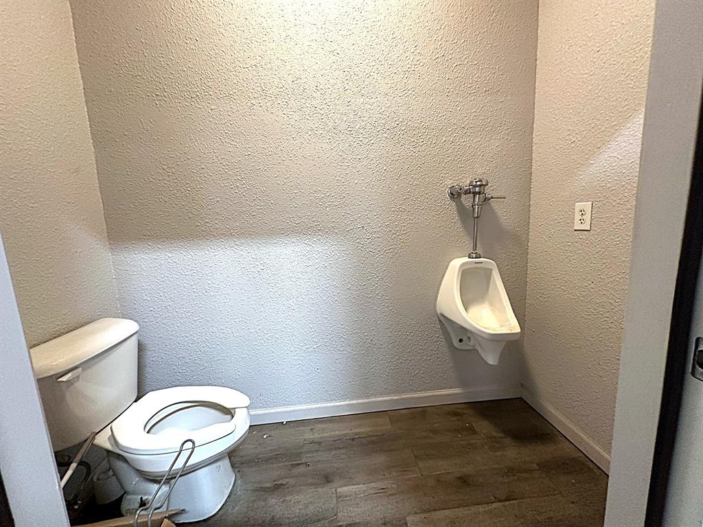 OAK CREEK ADDITION, BLOCK 1 - Commercial Sale