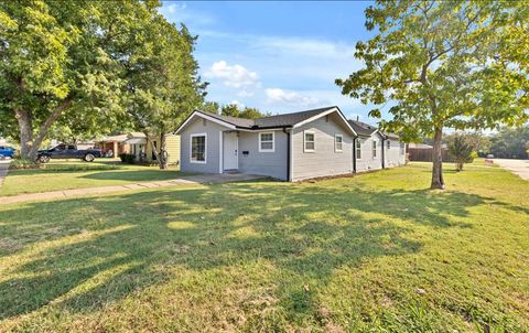530 2nd Street Grand Prairie TX 75051