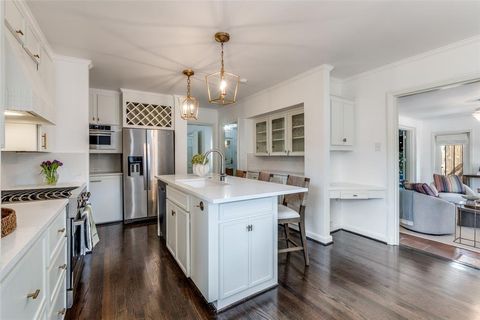 Tiny photo for 4641 Mockingbird Lane, Highland Park, TX 75209 (MLS # 21077976)
