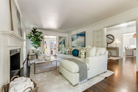 Tiny photo for 4641 Mockingbird Lane, Highland Park, TX 75209 (MLS # 21077976)