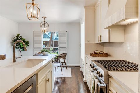 Tiny photo for 4641 Mockingbird Lane, Highland Park, TX 75209 (MLS # 21077976)