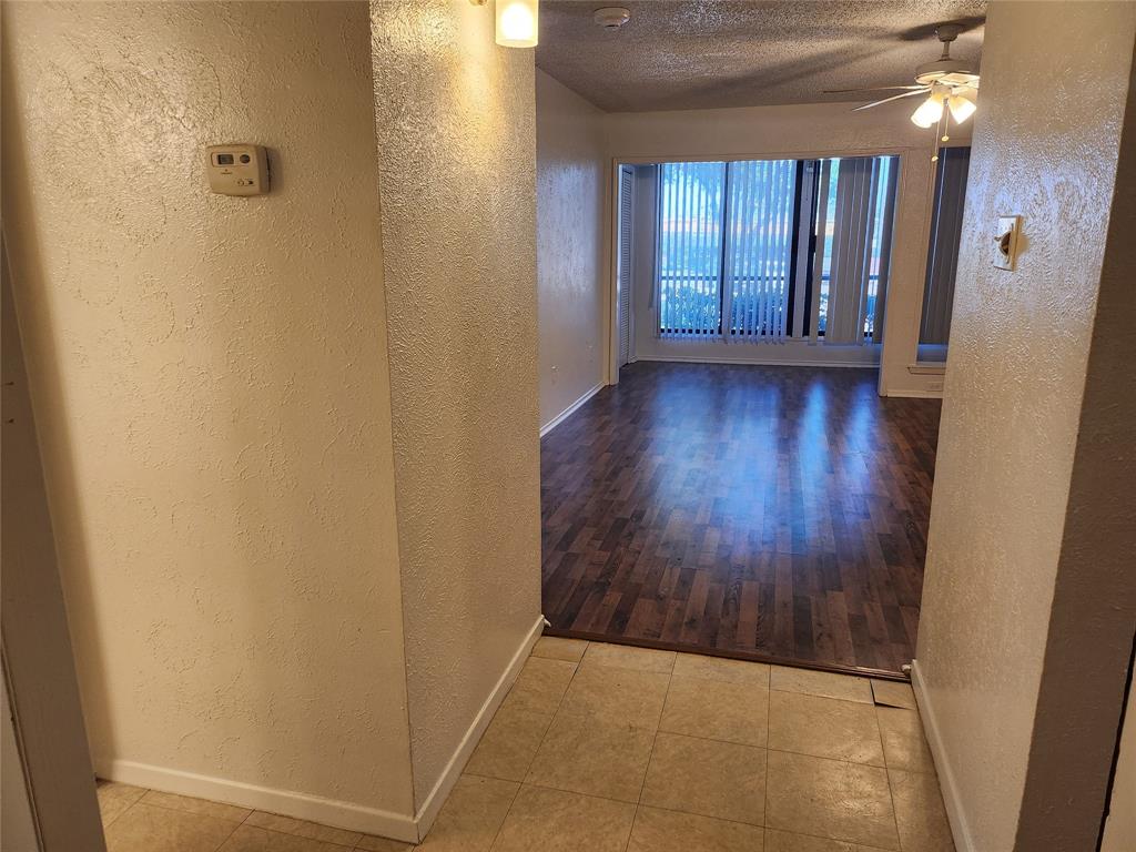 Cambridge Condos Ph 01 03 - Residential