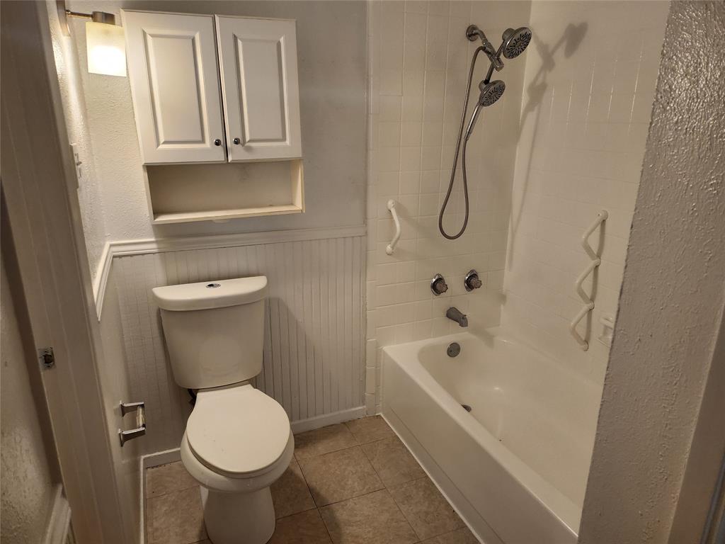 Cambridge Condos Ph 01 03 - Residential