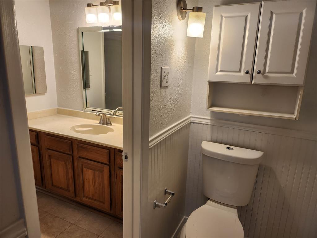 Cambridge Condos Ph 01 03 - Residential