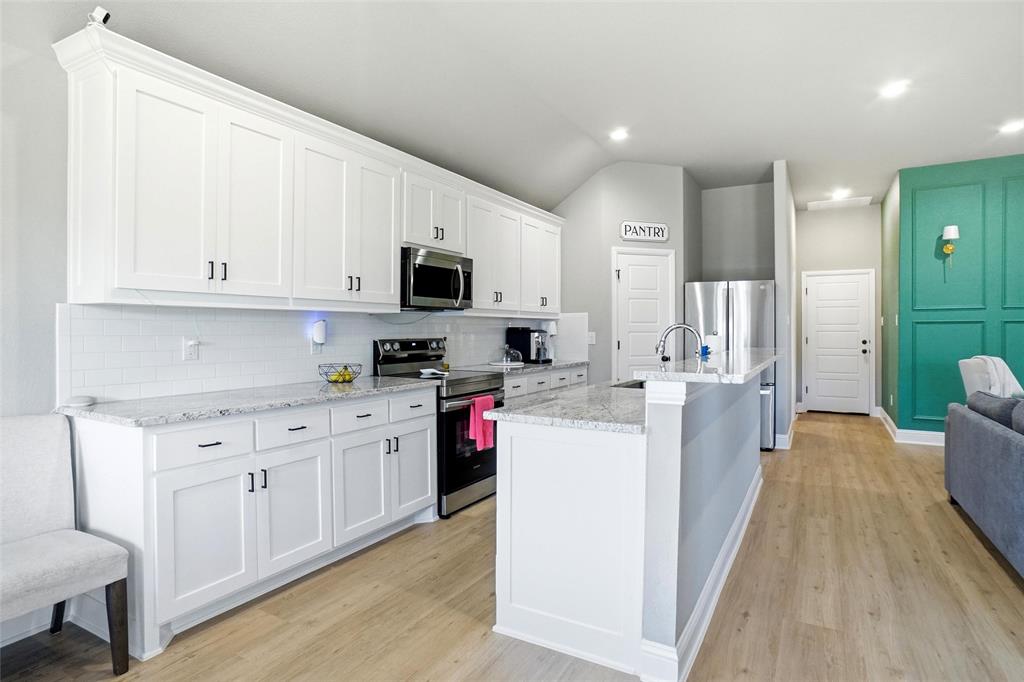 214 Clover Circle