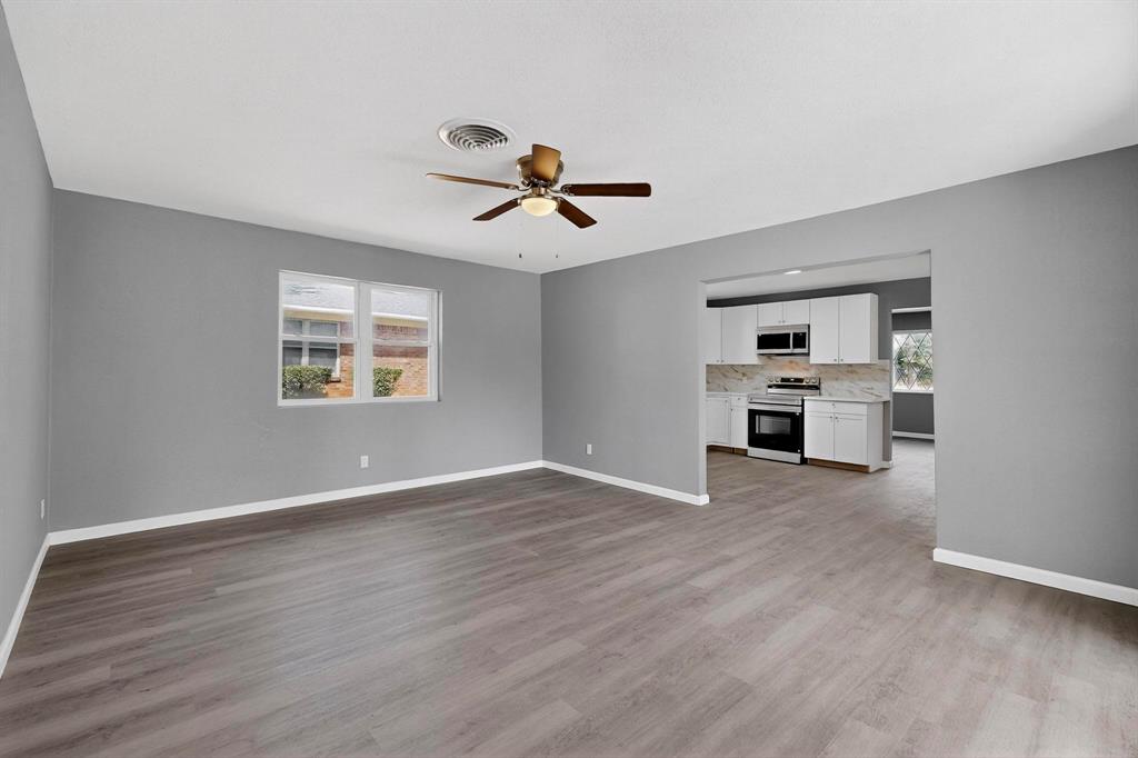 MEADOWBROOK ESTATE - Residential