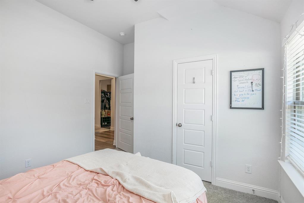 Bristol Oaks - Residential