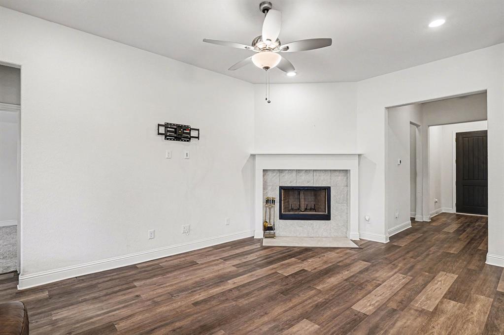 Bristol Oaks - Residential