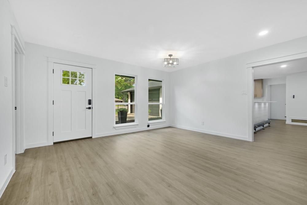 1121 Woodmount Court
