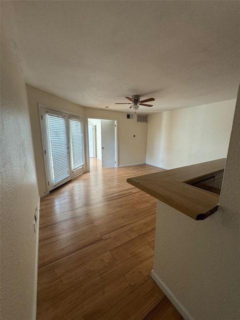 9801 Walnut Street A305 Dallas TX 75243