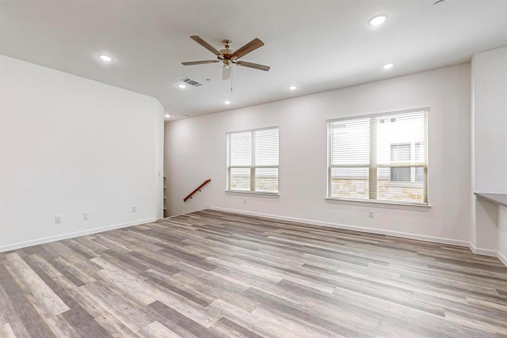 Villas Of Doe Creek Ph 1 - Residential Lease