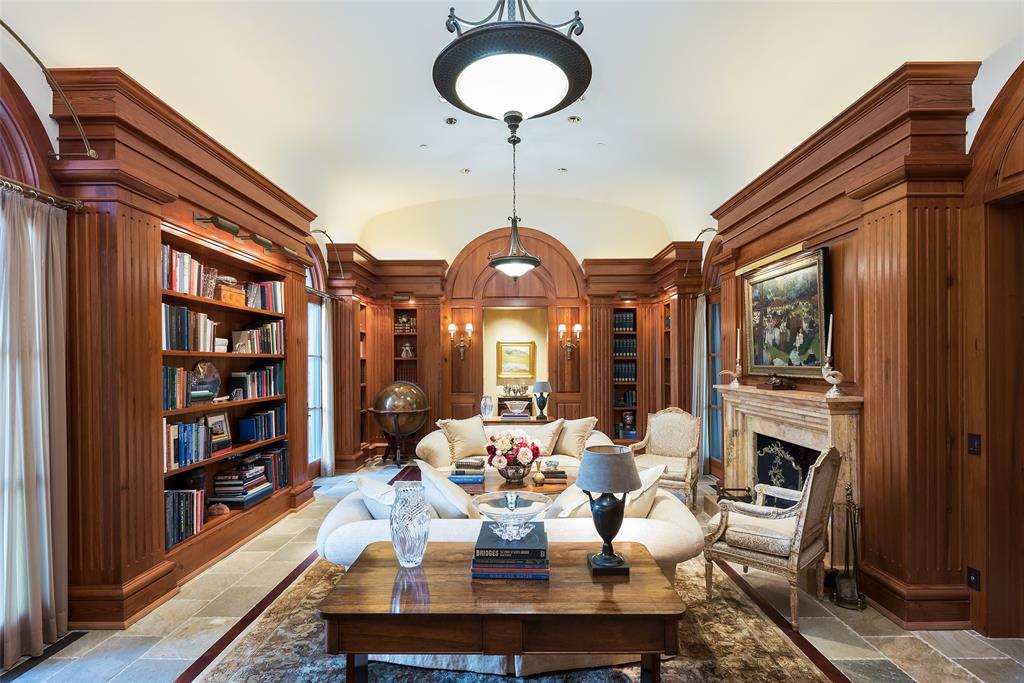 WAGGONER PLACE BROOKSHIRE - Residential