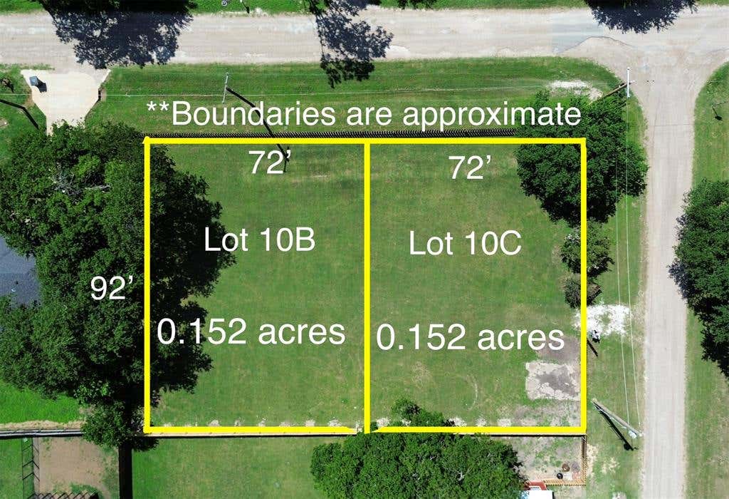 Photo of TBD 10C West Avenue, Milford, TX 76670 (MLS # 21307364)