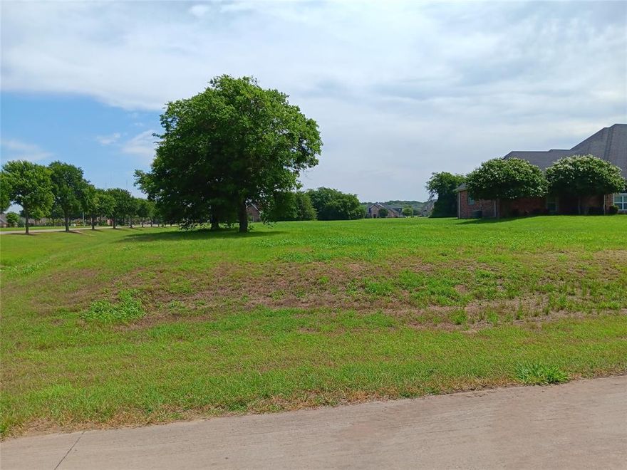 Beautiful and peaceful community in Lake Ridge. Property is vacant and ready to build your custom home. Property is conveniently located near Joe Pool Lake, dining, and shopping.