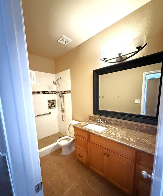 4504 Red Robin Court