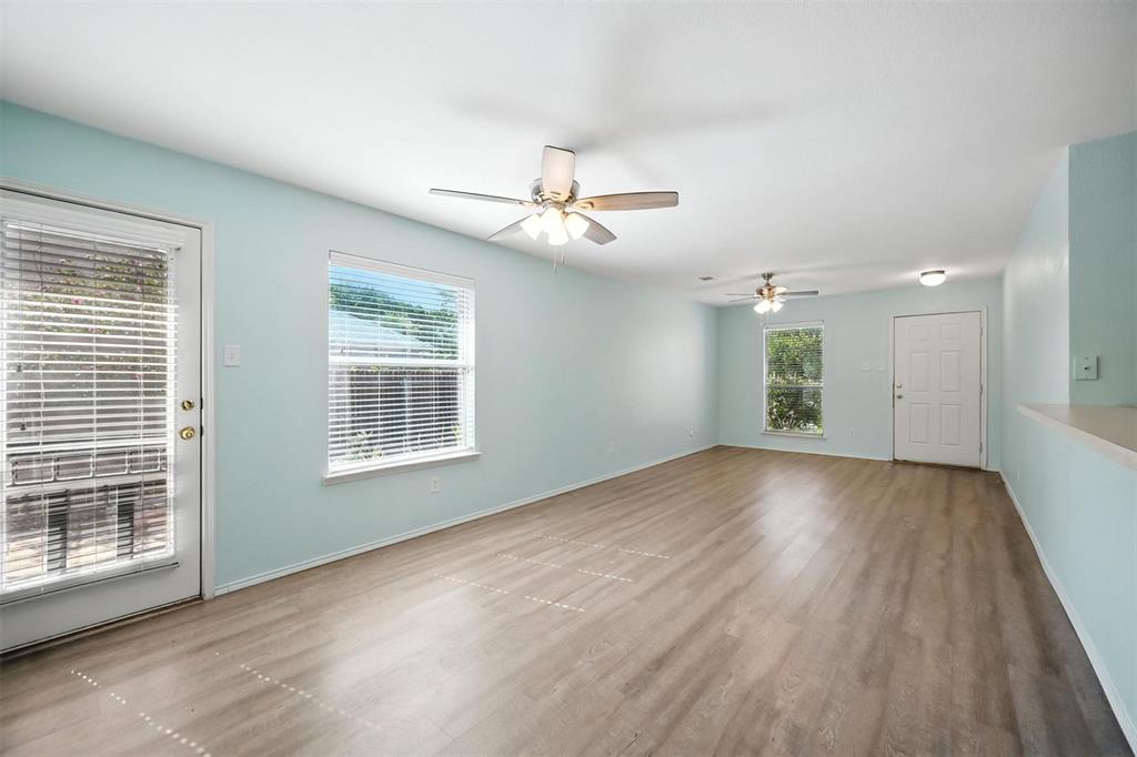 1782 Lago Vista