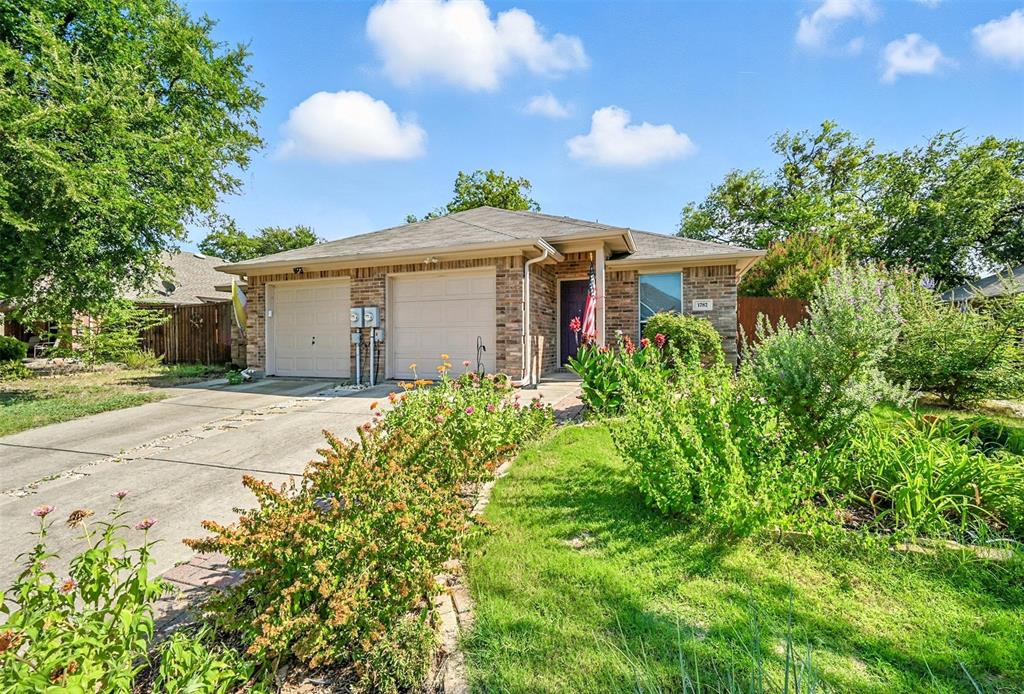 1782 Lago Vista
