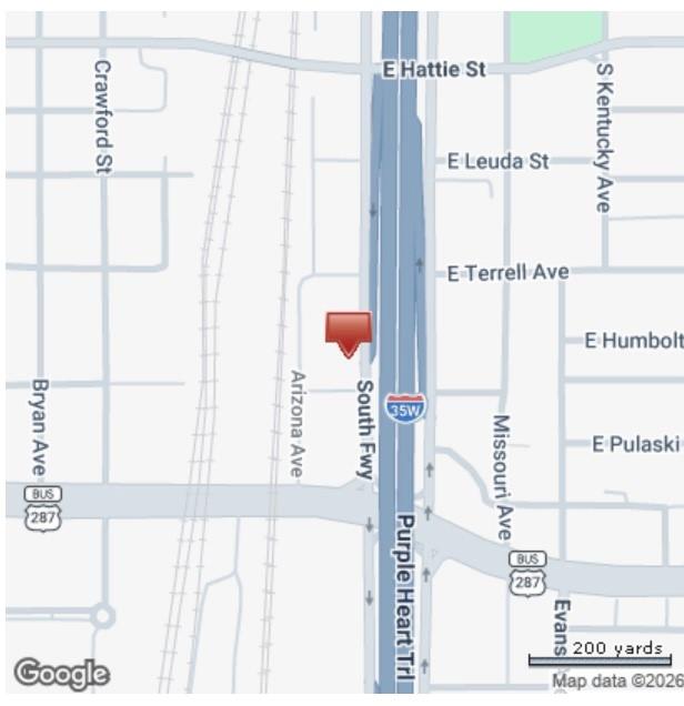 922 South Freeway