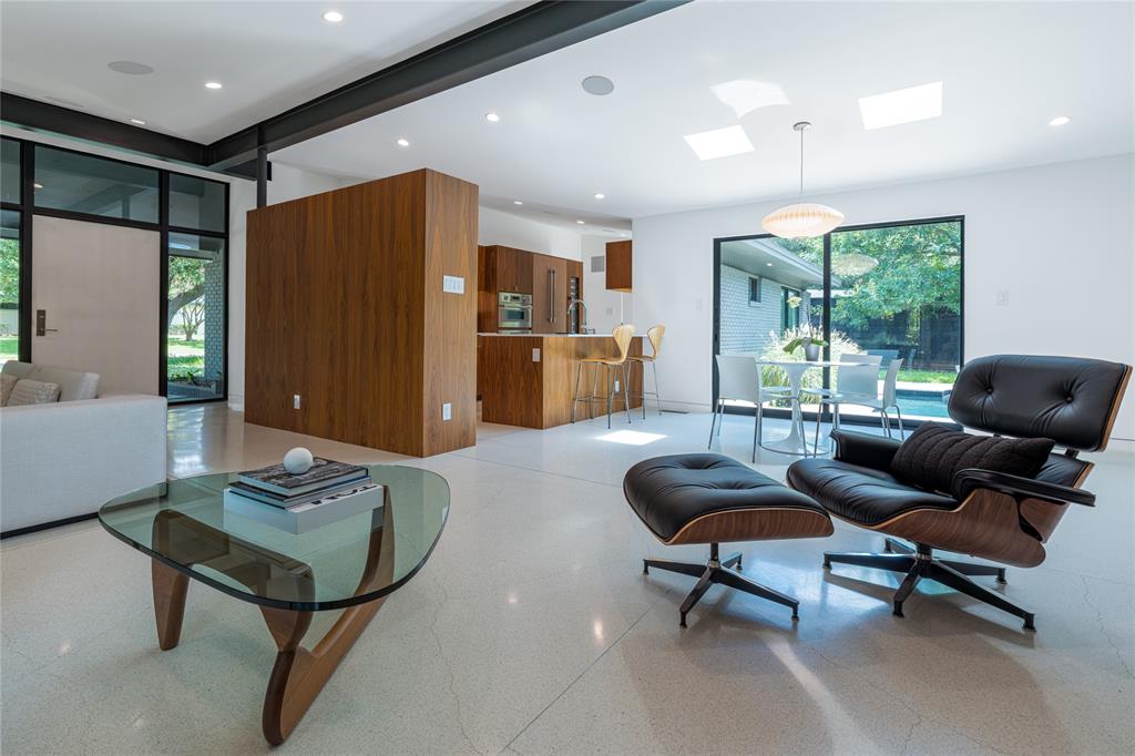 Midway Hills 03 - Residential