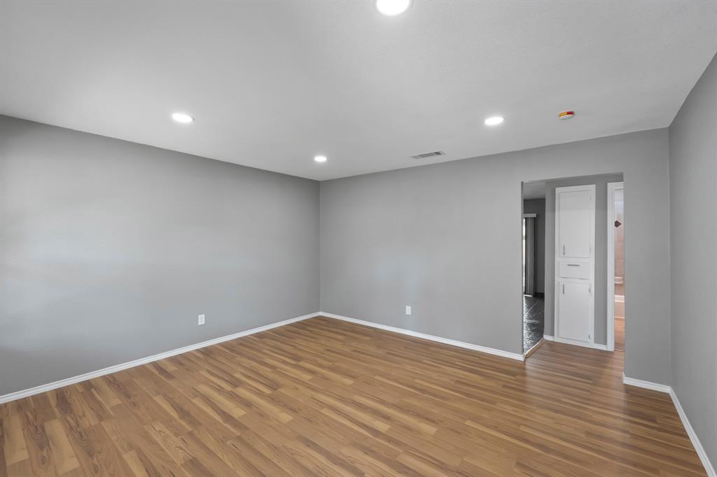 317 E Glendale Street