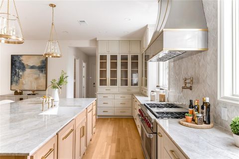 Tiny photo for 4501 Potomac Avenue, University Park, TX 75205 (MLS # 21066473)