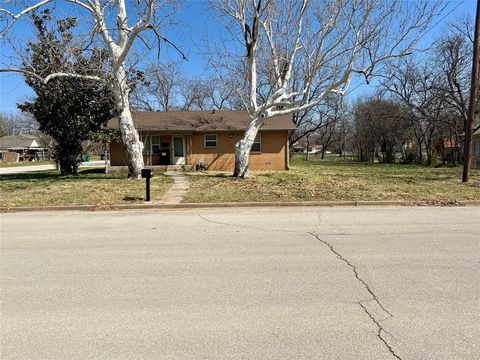 Tiny photo for 301 Sherman Street, Nocona, TX 76255 (MLS # 21197792)