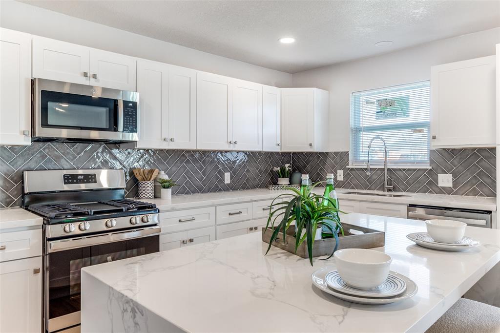 Bruton Terrace 07 - Residential