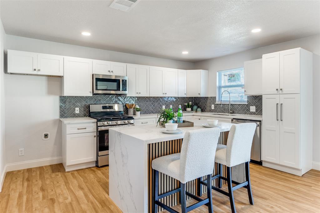 Bruton Terrace 07 - Residential