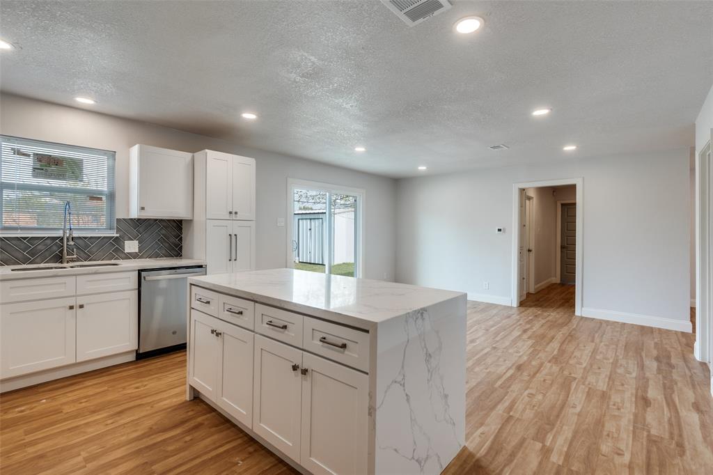 Bruton Terrace 07 - Residential