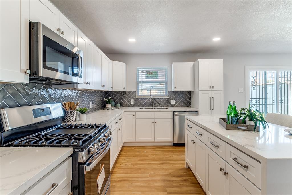 Bruton Terrace 07 - Residential