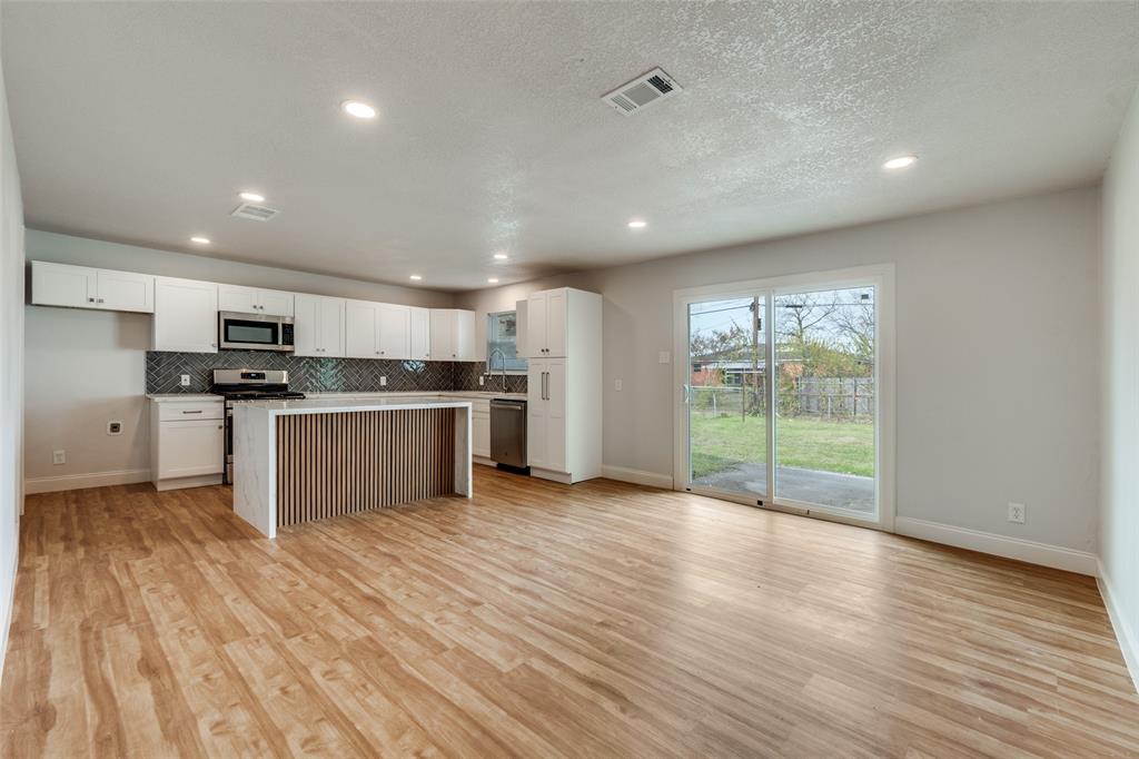 Bruton Terrace 07 - Residential