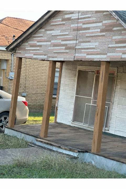 610 S Falls Street Mart TX 76664