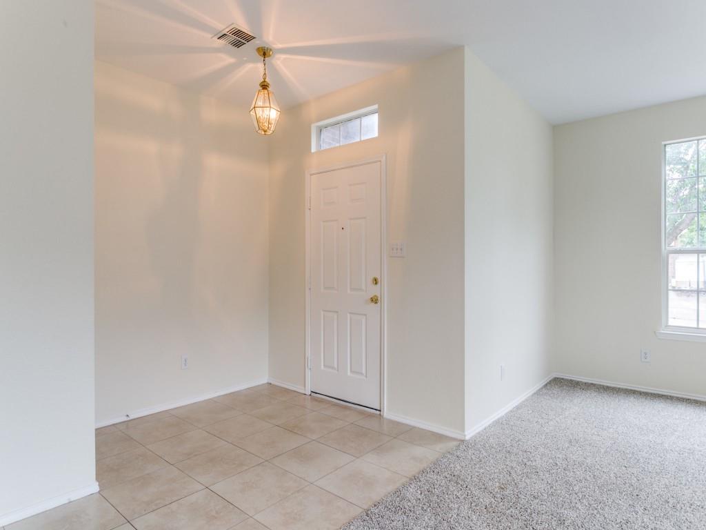 1105 Windhaven Circle