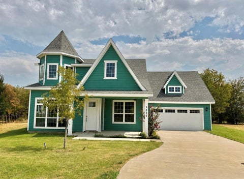 Photo of 1356 Orange Blossom Court, Gainesville, TX 76240 (MLS # 21368434)