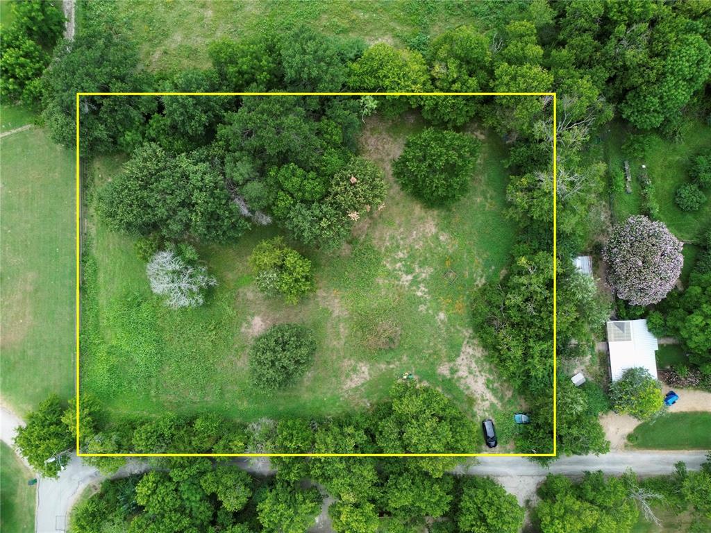 210 Forest Lane