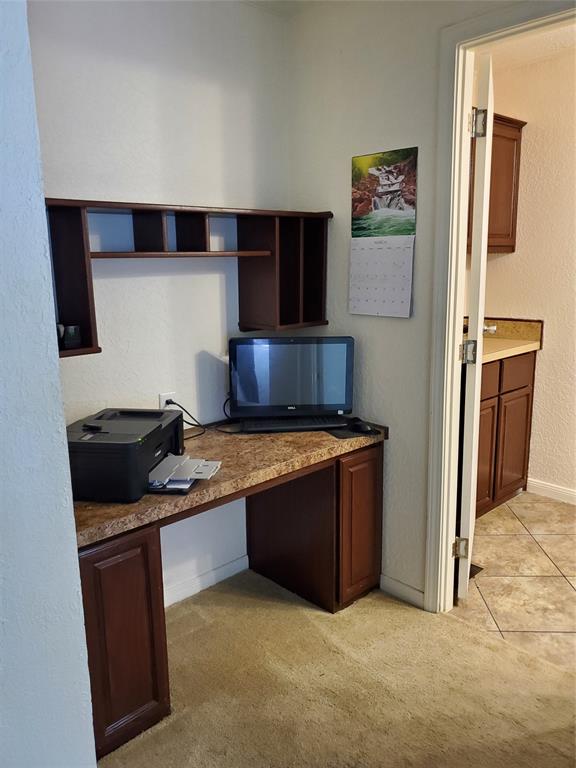 Falcon Crest - Residential