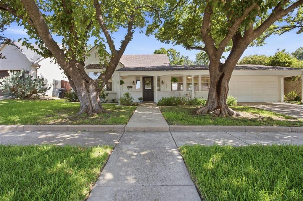 4520 Birchman Avenue