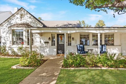 4520 Birchman Avenue Fort Worth TX 76107