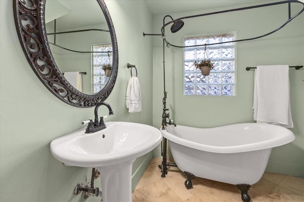 Chamberlain Arlington Heights 1st - Residential