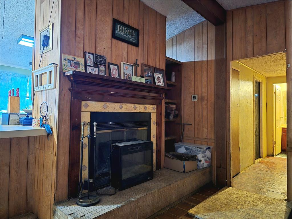 1318 Honeysuckle Drive