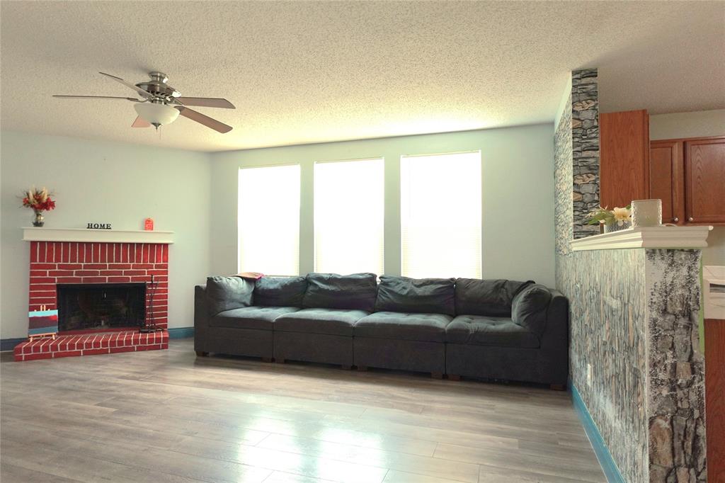 1329 Anna Lea Lane