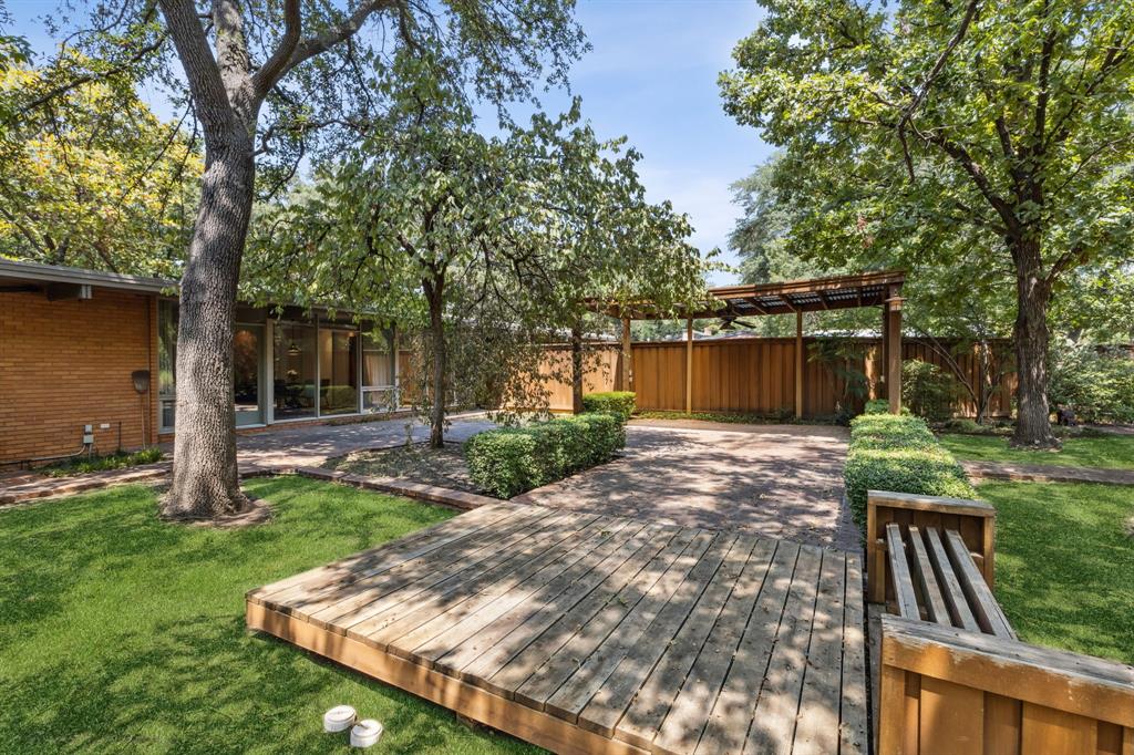 Royal Spgs Estates - Residential Lease